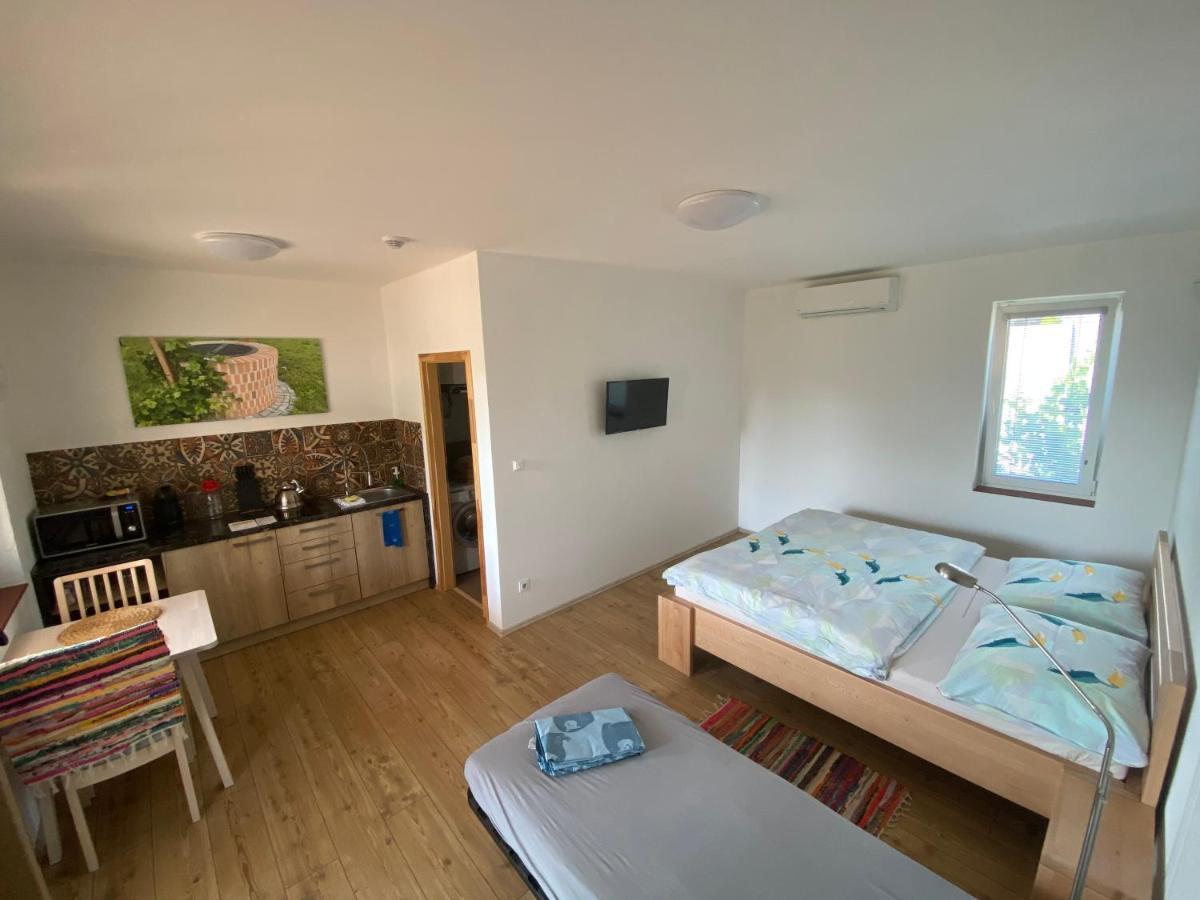 Apartmany Přítluky Buitenkant foto