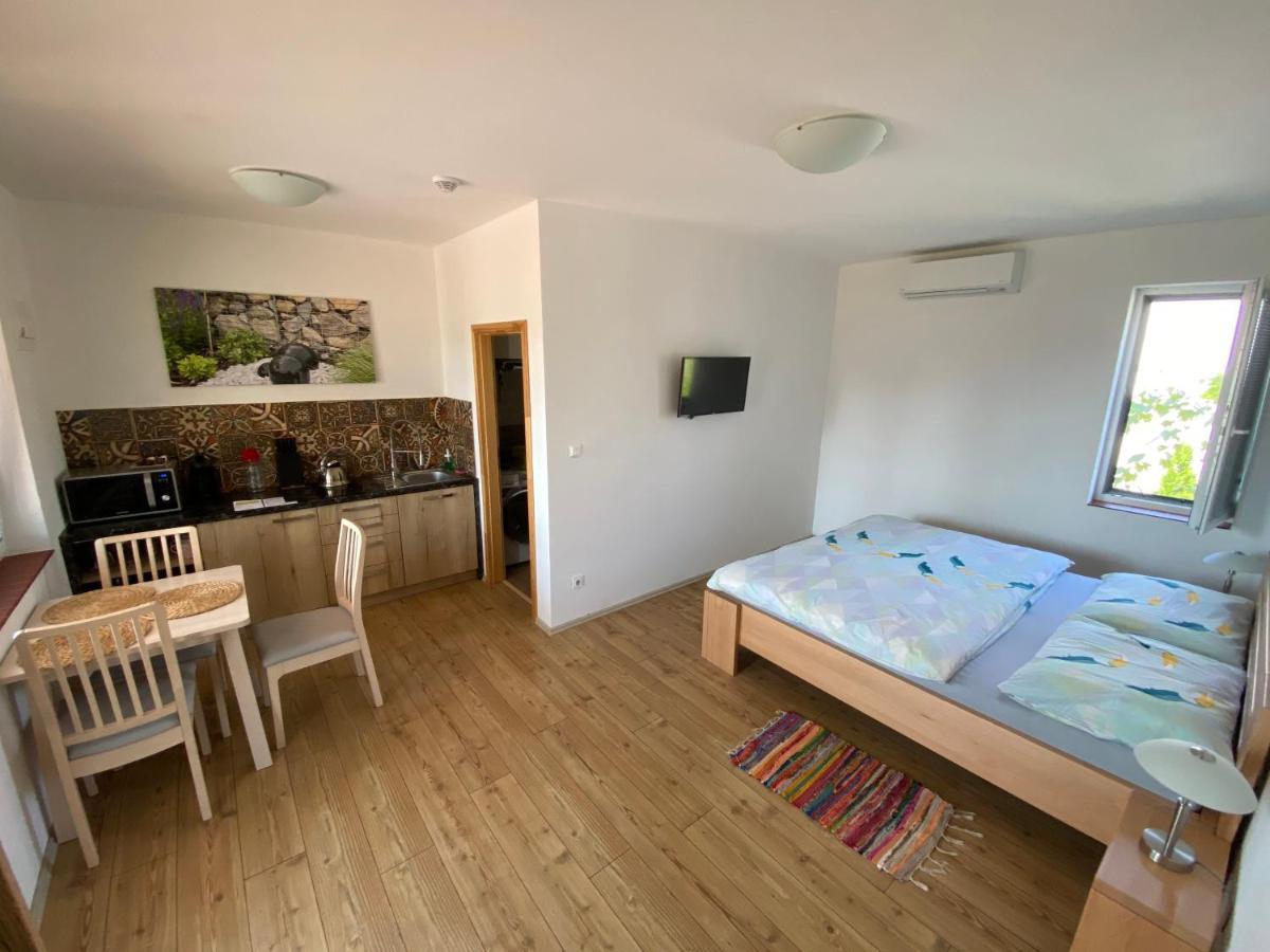 Apartmany Přítluky Buitenkant foto