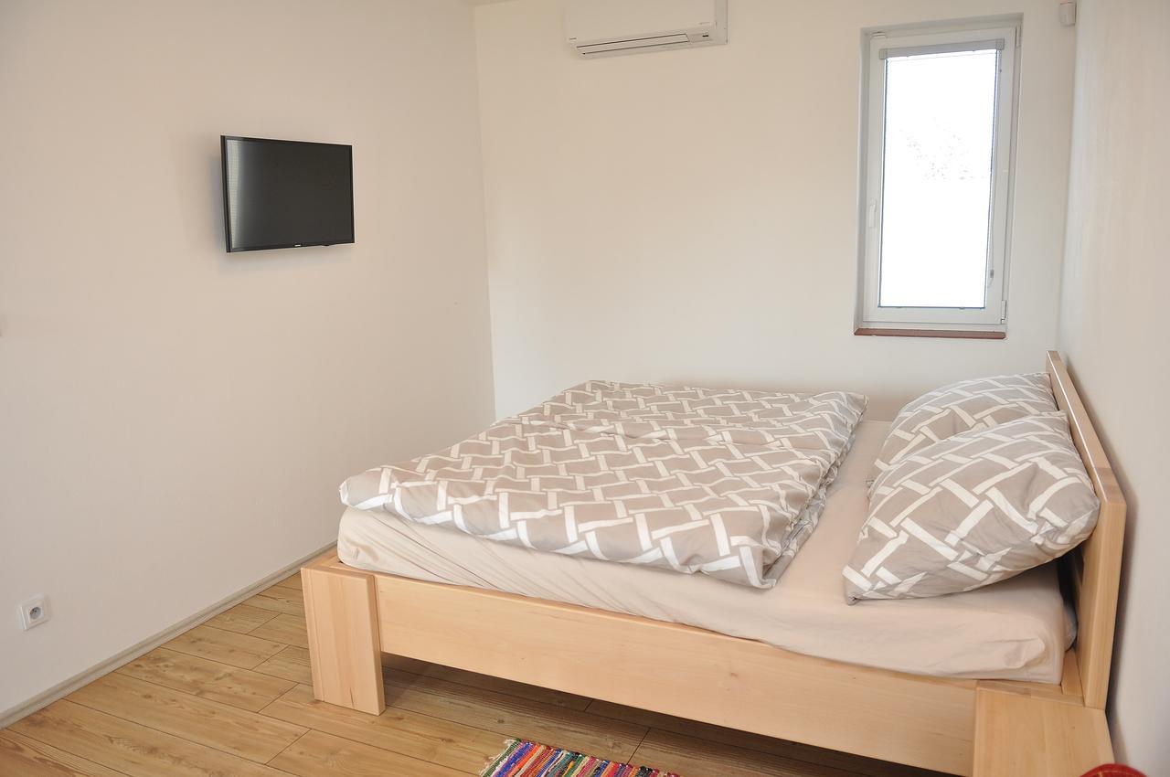 Apartmany Přítluky Buitenkant foto